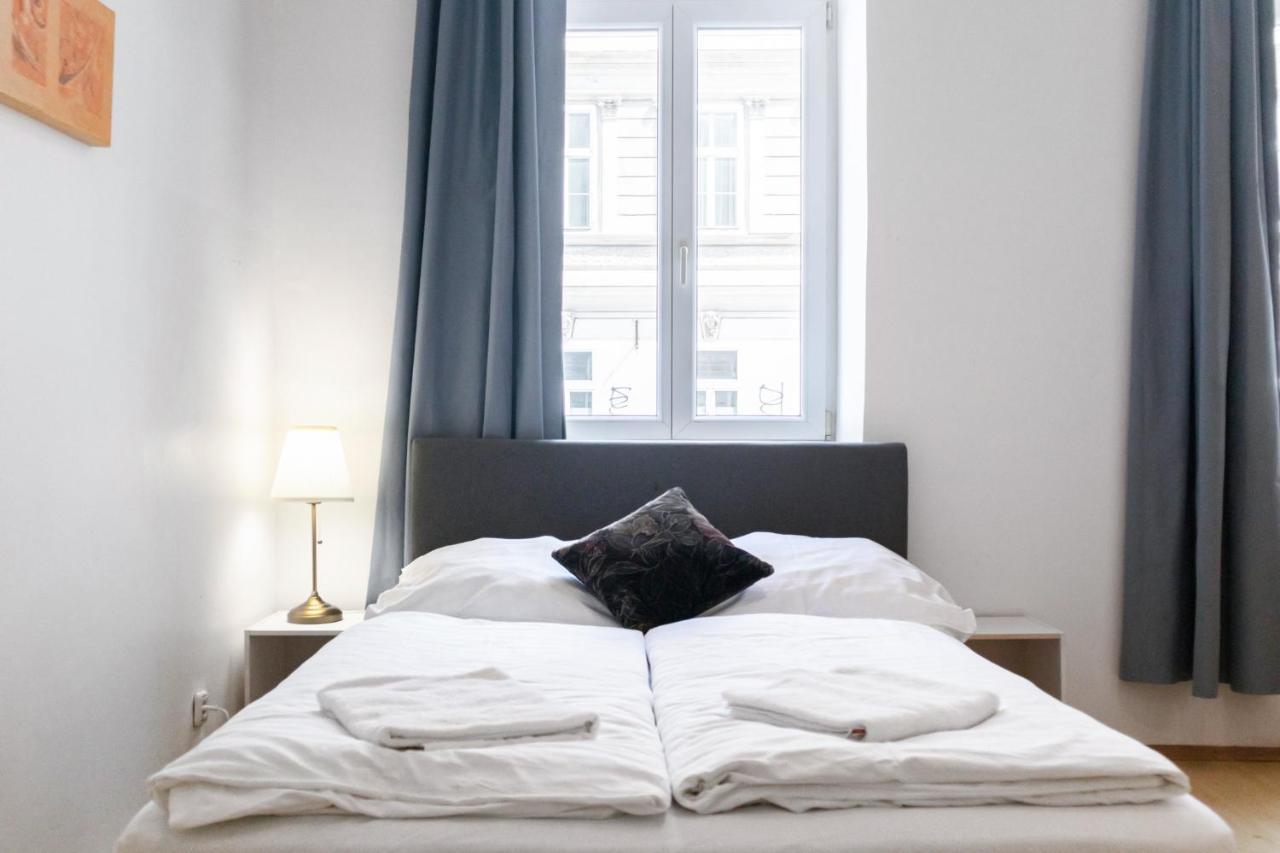 Attractive Apartment Near Wiener Stadthalle מראה חיצוני תמונה