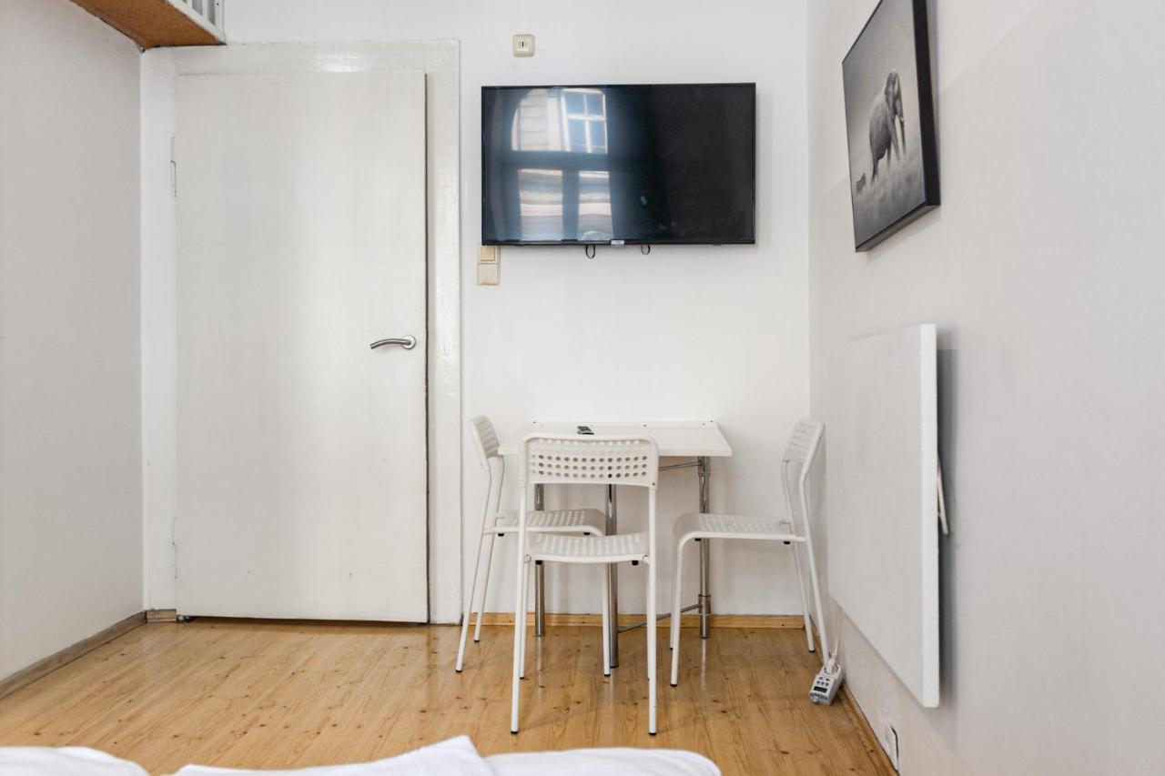 Attractive Apartment Near Wiener Stadthalle מראה חיצוני תמונה